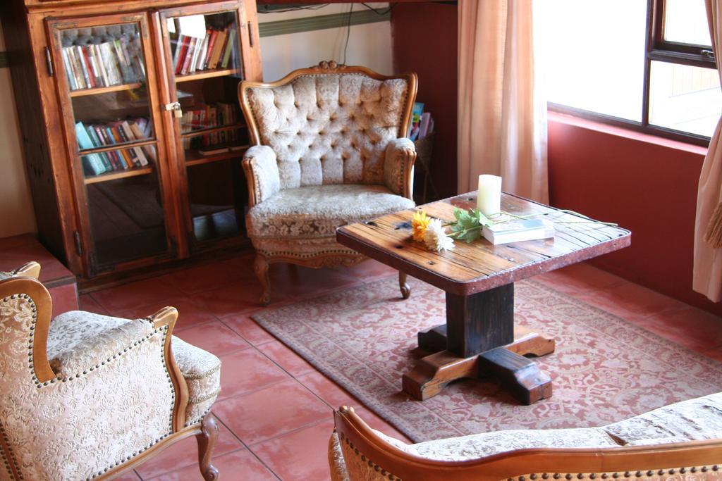 Dunedin Star Guesthouse Свакопмунд Экстерьер фото