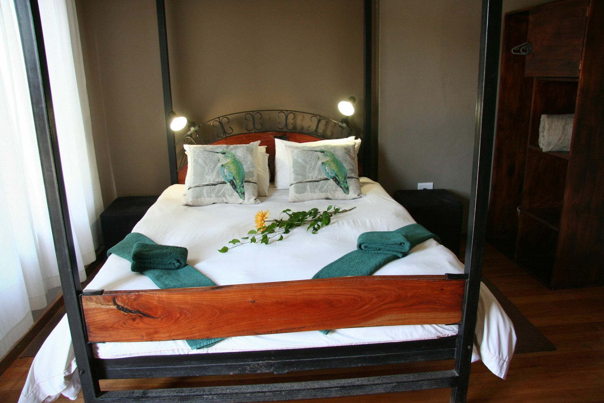 Dunedin Star Guesthouse Свакопмунд Экстерьер фото