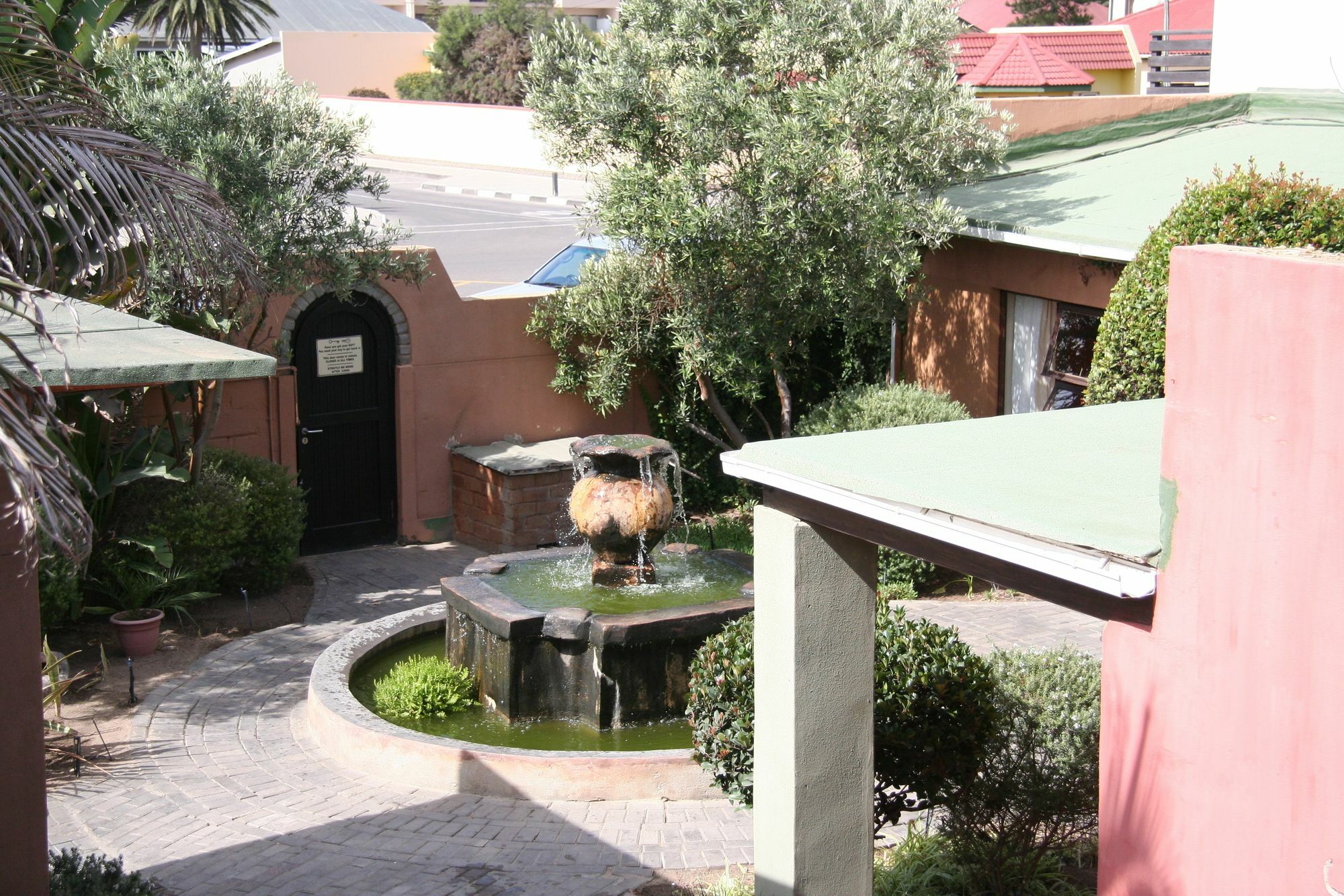 Dunedin Star Guesthouse Свакопмунд Экстерьер фото